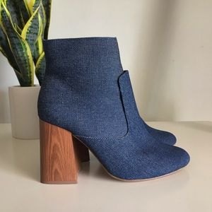 ZARA Trafaluc  Denim Zip Ankle bootie